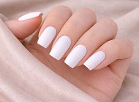 Цвет 2026 года по версии Pantone. Какие оттенки гель-лаков будут в тренде и как их сочетать?